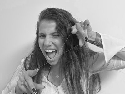 עיצוב גבות טבעי